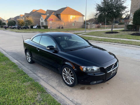 2009 Volvo C70 for sale at PRESTIGE OF SUGARLAND in Stafford TX