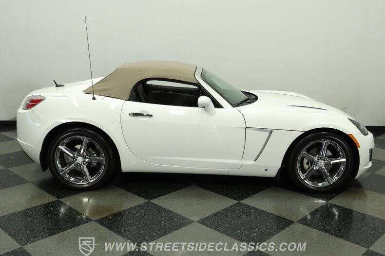 2009 Saturn SKY Red Line