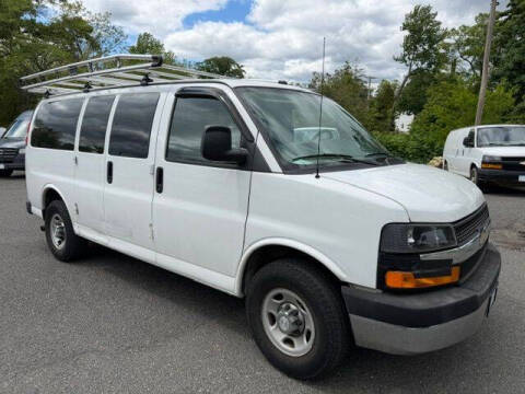 2017 Chevrolet Express LT 2500