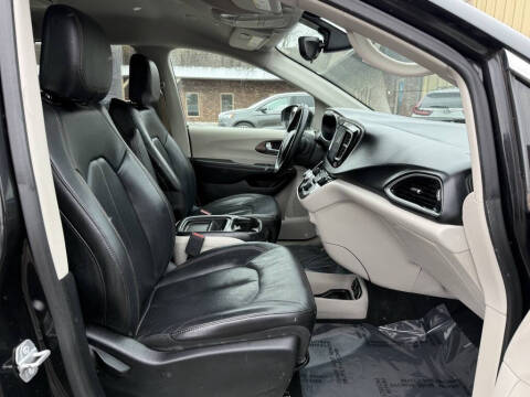 2018 Chrysler Pacifica Touring L