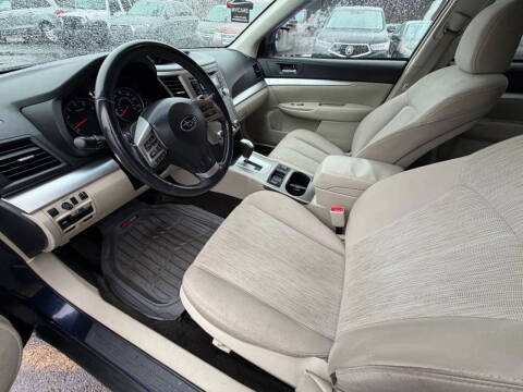 2013 Subaru Outback 2.5i Premium