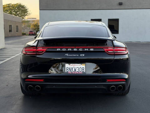 2020 Porsche Panamera 4S