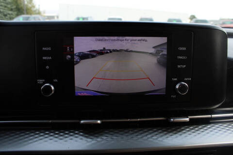 2023 Kia Carnival LX