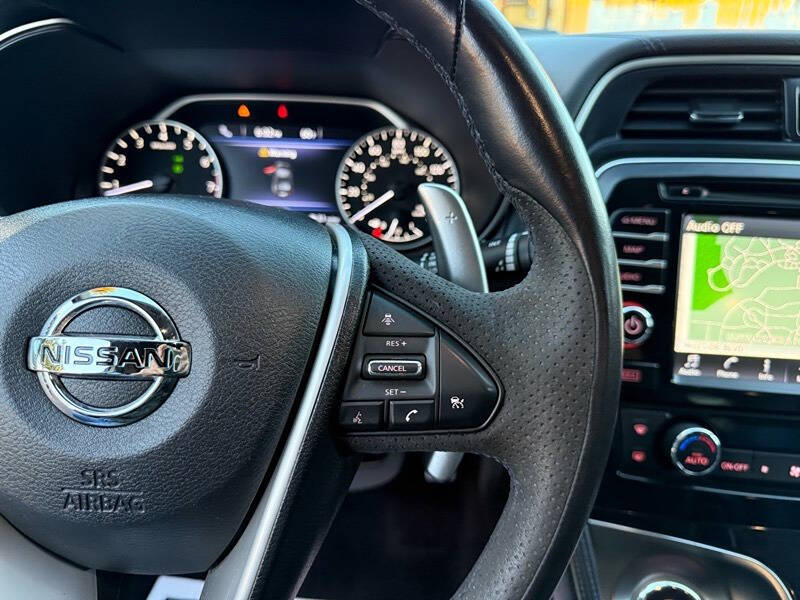 2017 Nissan Maxima 3.5 SR