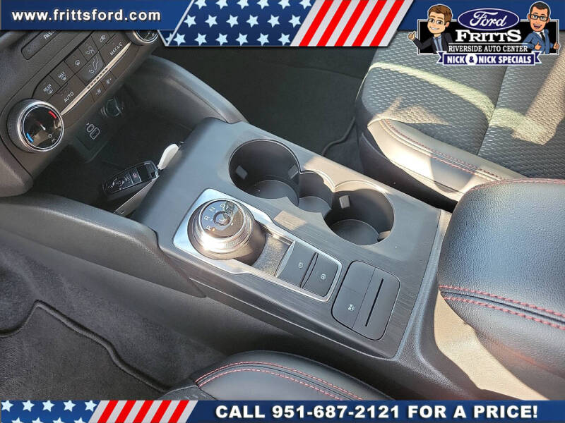 2025 Ford Escape Hybrid ST-Line