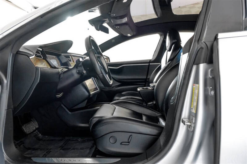 2017 Tesla Model S 75D