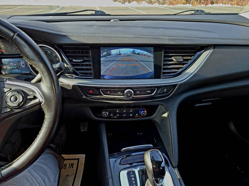 2018 Buick Regal TourX Preferred's photo