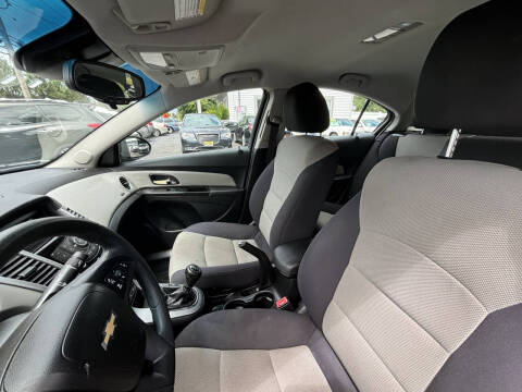 2012 Chevrolet Cruze LS