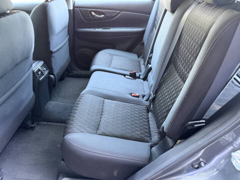 2018 Nissan Rogue S