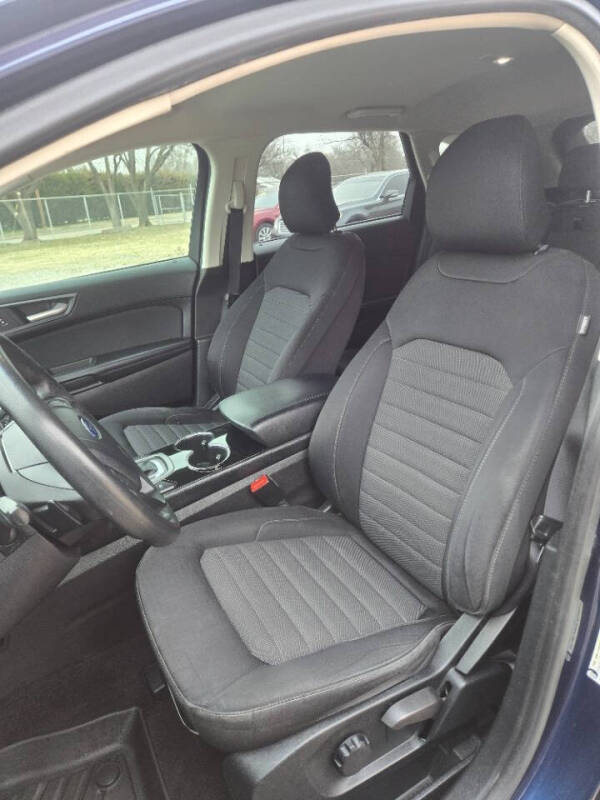 2017 Ford Edge SE