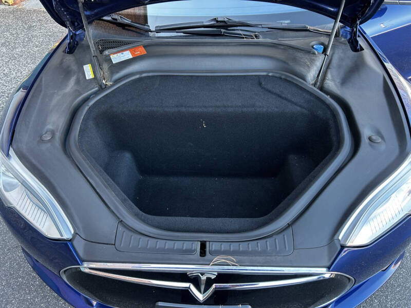 2015 Tesla Model S 85D