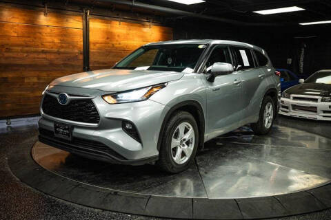 2020 Toyota Highlander Hybrid LE