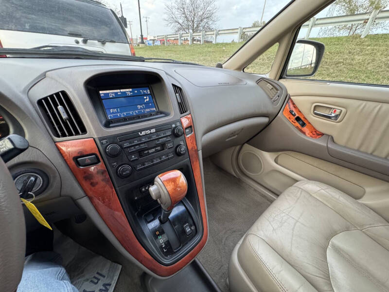 2002 Lexus RX 300 photo 13