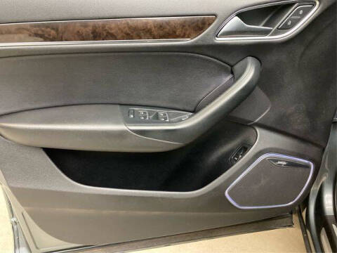 2015 Audi Q3 2.0T quattro Prestige