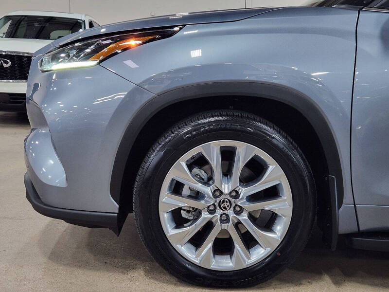 2022 Toyota Highlander Limited