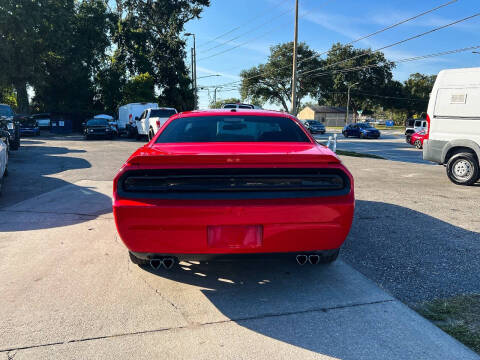 2014 Dodge Challenger SXT