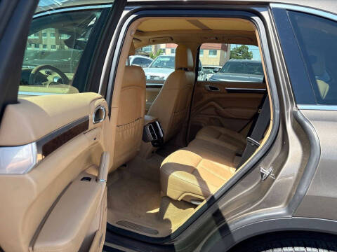 2013 Porsche Cayenne S