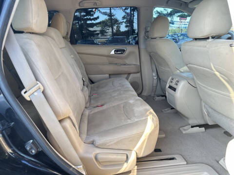 2014 Nissan Pathfinder SV