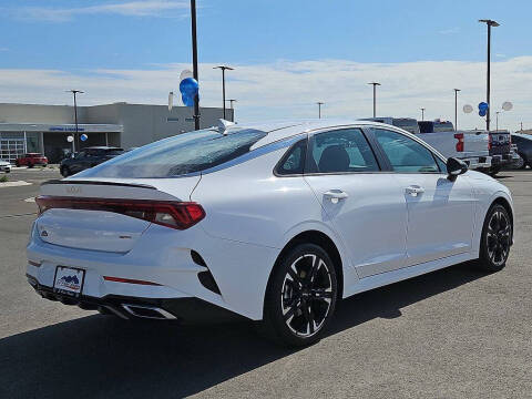 2023 Kia K5