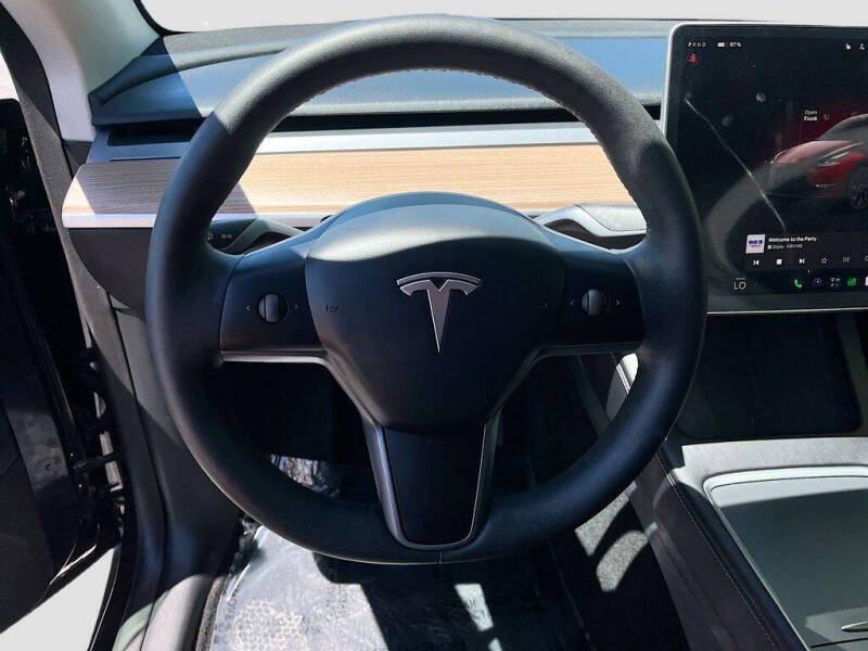 2025 Tesla Model Y Long Range