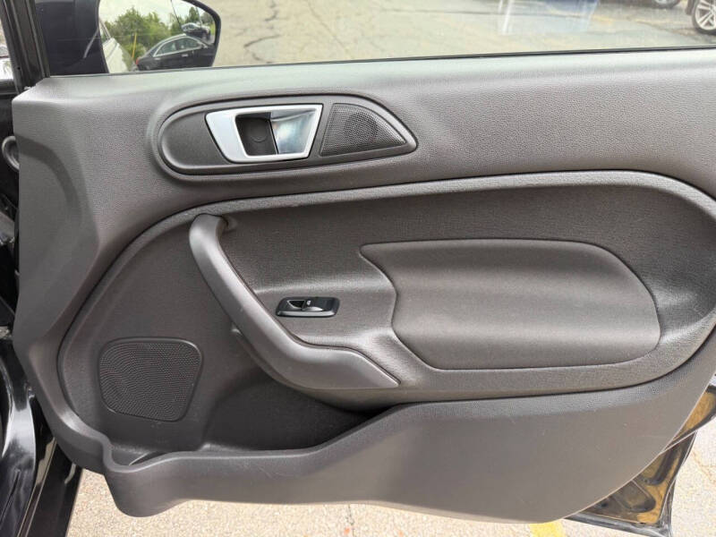 2015 Ford Fiesta SE