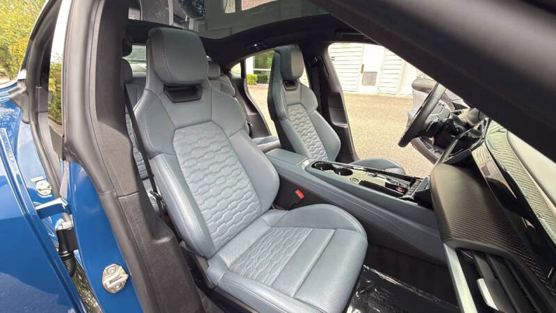 2022 Audi e-tron GT quattro Prestige