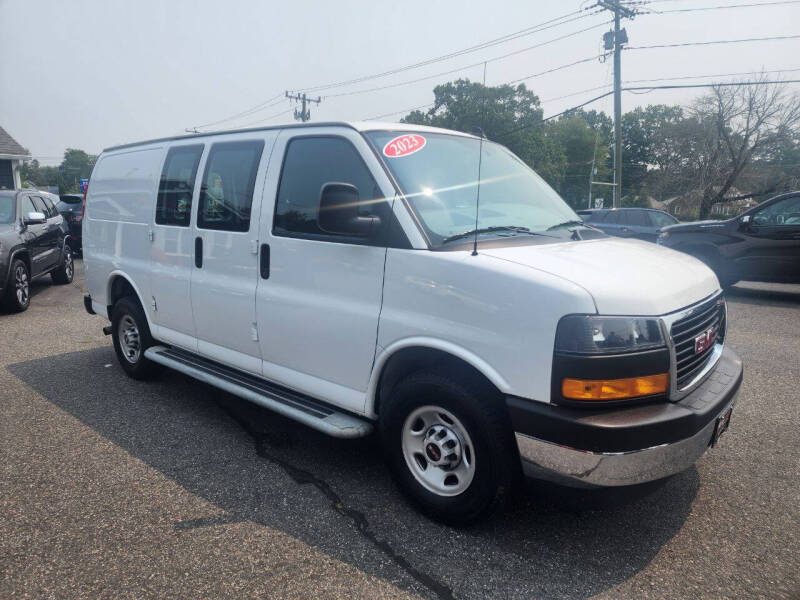2023 GMC Savana 2500