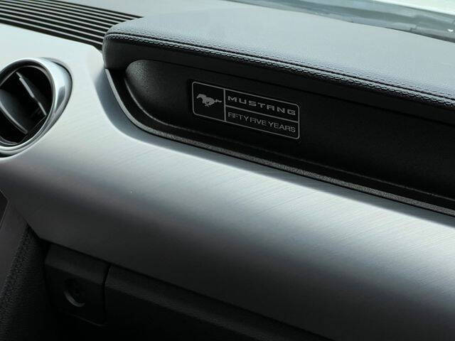 2020 Ford Mustang EcoBoost Premium