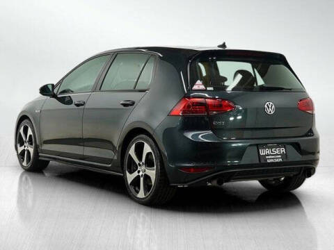 2017 Volkswagen Golf GTI S
