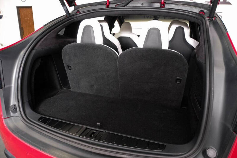 2022 Tesla Model X Plaid