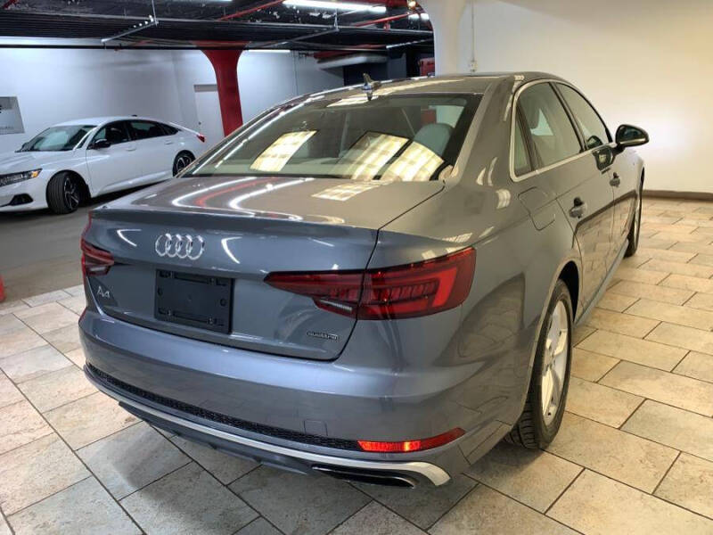 2019 Audi A4 quattro Premium 45 TFSI