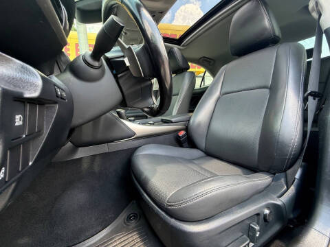 2017 Lexus IS 300