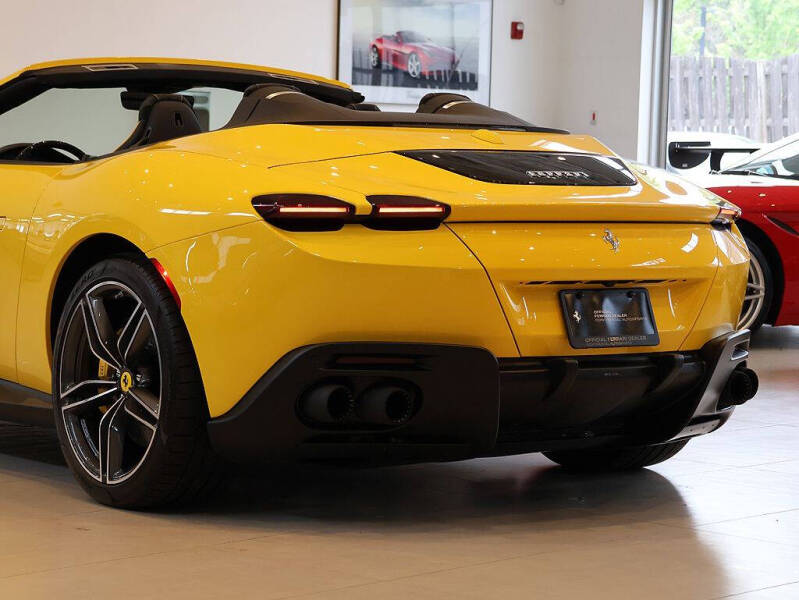 2025 Ferrari Roma Spider