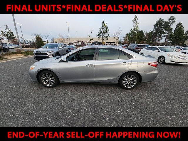 2017 Toyota Camry Hybrid XLE