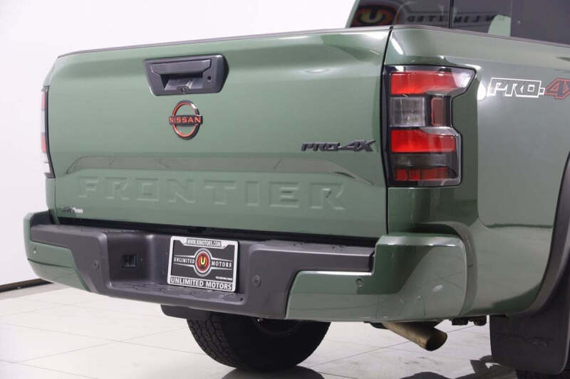 2024 Nissan Frontier PRO-4X
