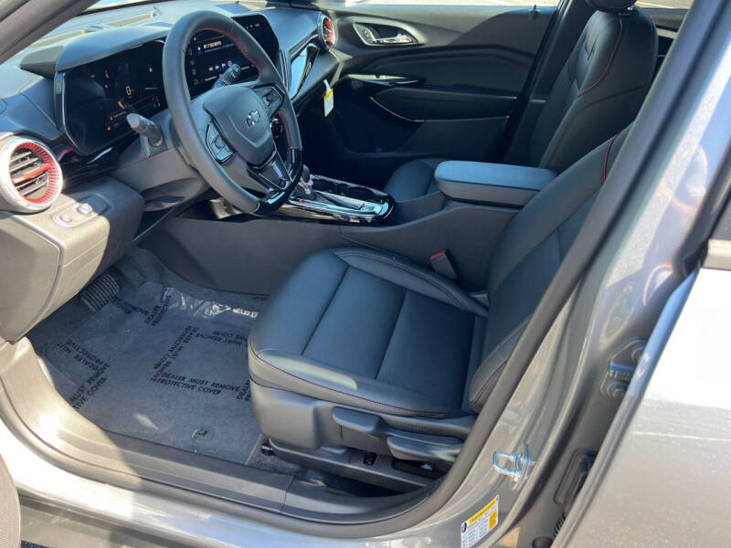 2025 Chevrolet Trax RS