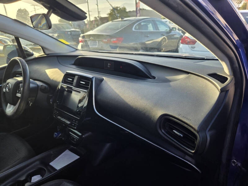 2017 Toyota Prius One
