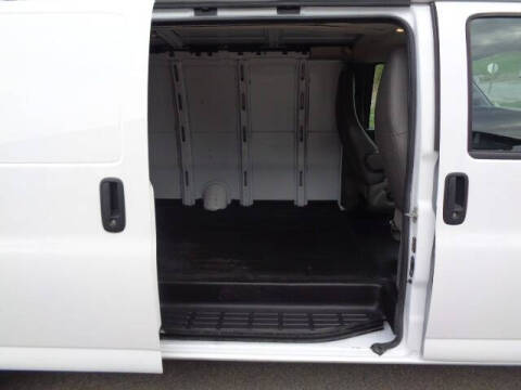 2023 GMC Savana 2500