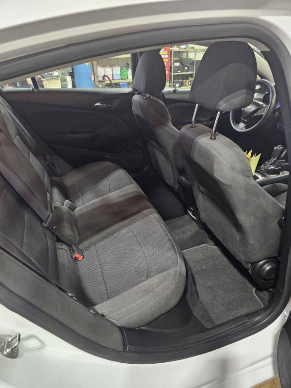 2017 Chevrolet Cruze LT Auto