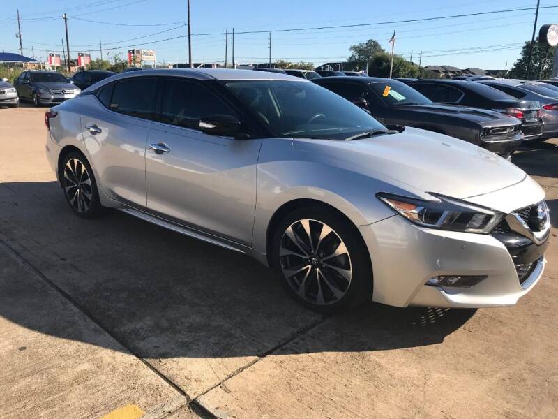 2016 Nissan Maxima for sale at Discount Auto Company in Houston TX