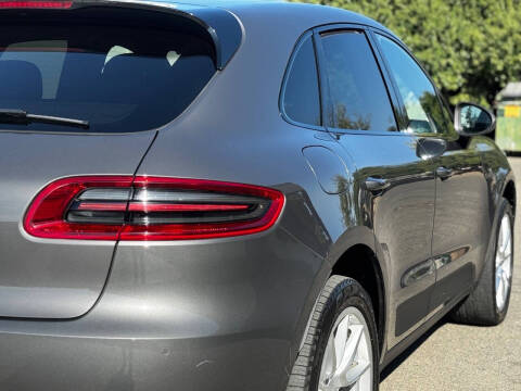 2015 Porsche Macan S