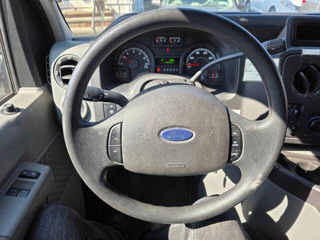 2012 Ford E-Series E-350 SD