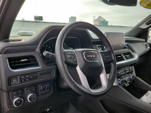 2024 GMC Yukon SLT
