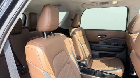2023 Nissan Pathfinder Platinum
