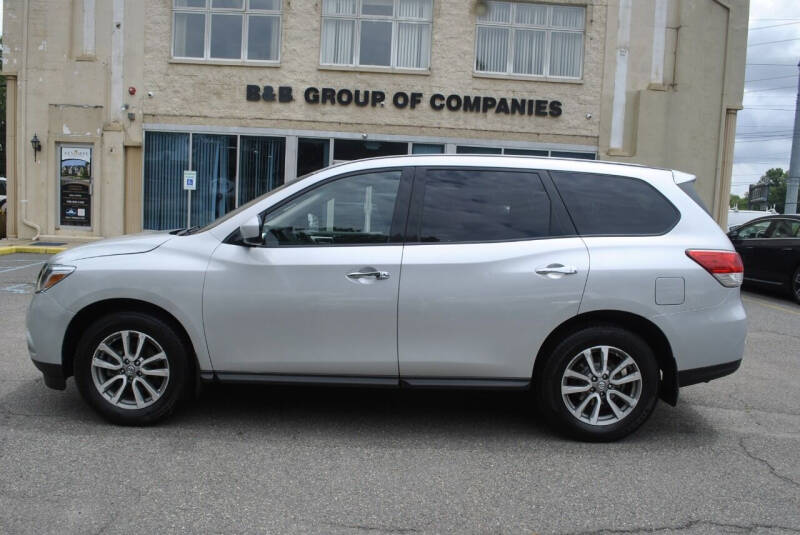 2014 Nissan Pathfinder S