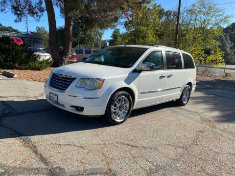 2008 Chrysler Town and Country for sale at Integrity HRIM Corp in Atascadero CA