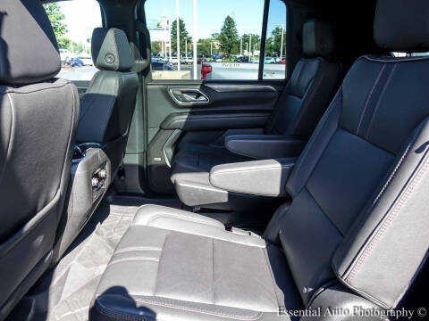 2024 Chevrolet Suburban RST