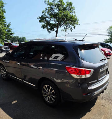 2013 Nissan Pathfinder SV
