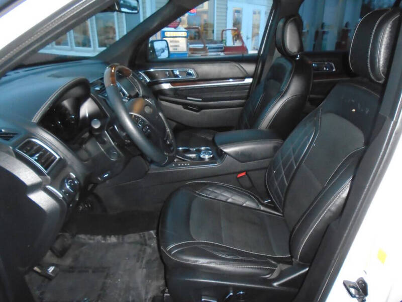 2018 Ford Explorer Platinum