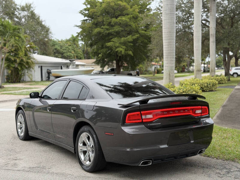2014 Dodge Charger SE